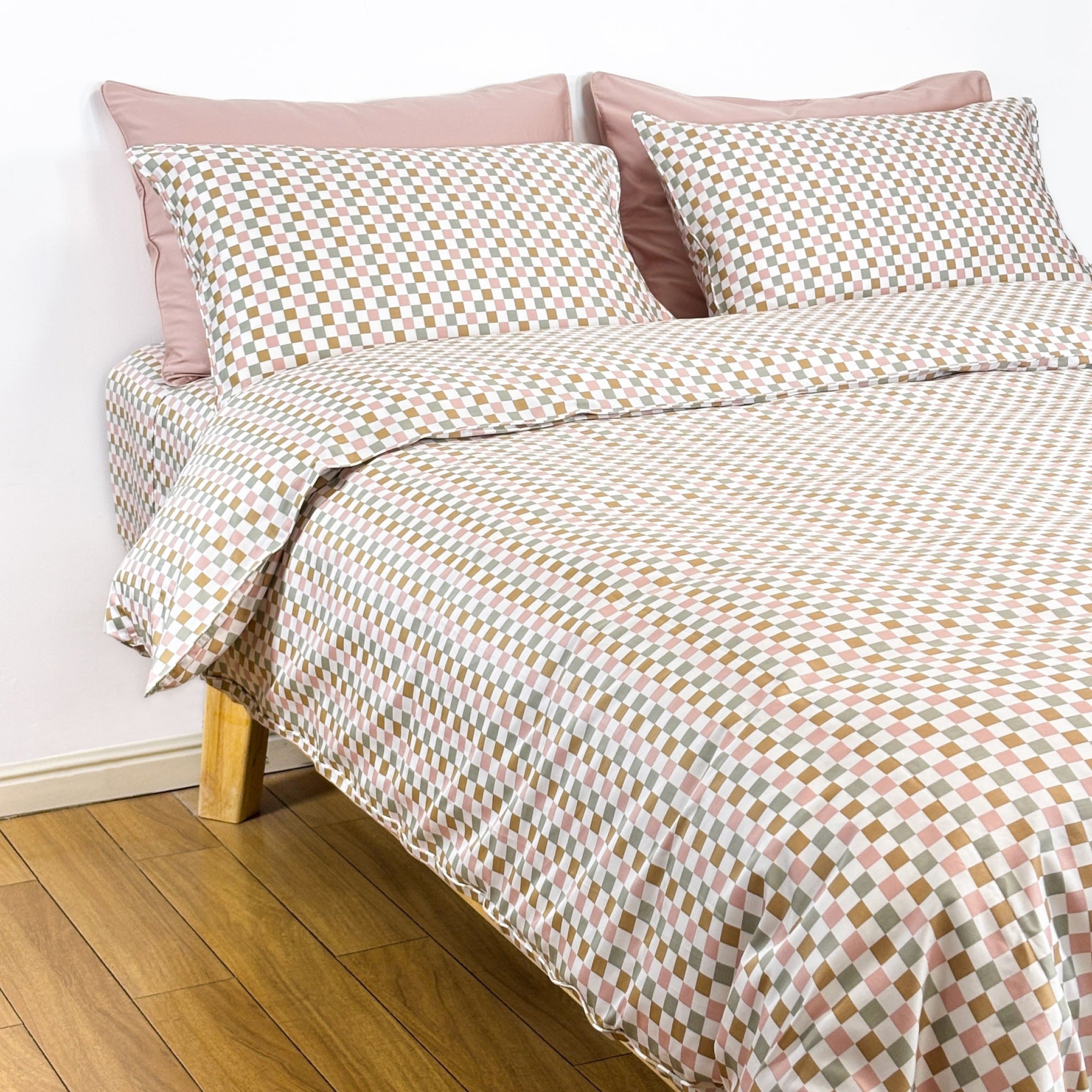Colorful Checker 3-pc Set